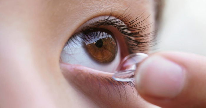 Some Contact Lenses May Damage Your Kid's Eyes