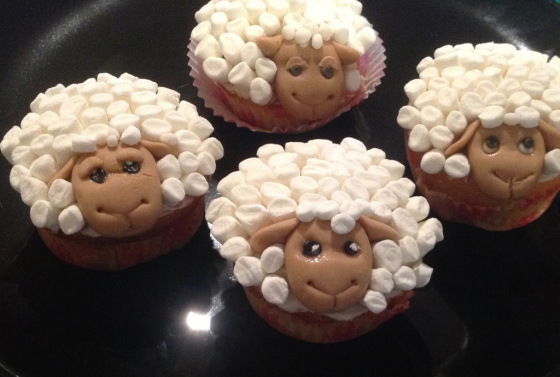 A flock of sheep cupcakes