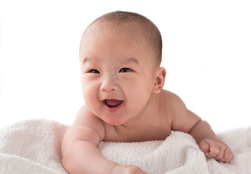 Mums, here's how you can protect your baby from skincare issues!