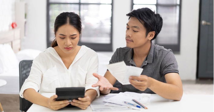 The 4 Biggest Pitfalls Of Opening A Joint Account With Your Spouse