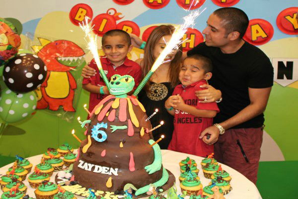 A "Dino-mite" dinosaur-themed birthday party at KidsSTOP