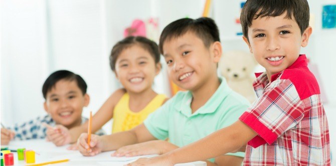 Say “Hola!” to the top foreign language class for your child