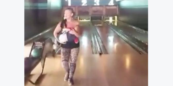 This pro-mum casually bowls a strike while breastfeeding!