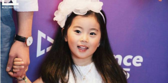 Adorable 4-year-old Korean Internet sensation steals the spotlight at Singapore celebrity event