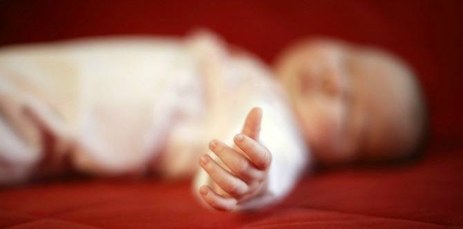 Newborn twins dead: Hospital makes mistake, declares newborn twins dead