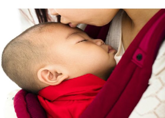 Does Joanne Peh deserve the criticism for how she wears her baby?