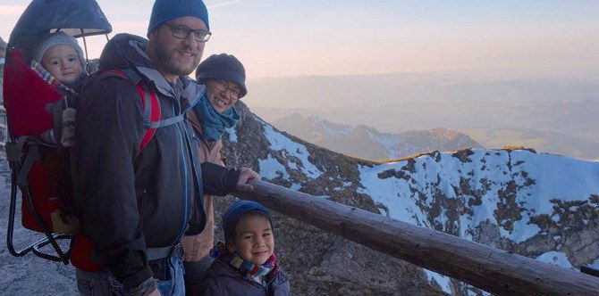 TV? No, Thank You!: Raising a family in a TV-free houshold