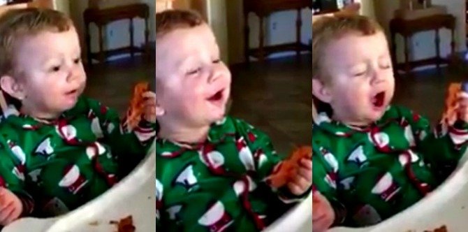Baby tastes bacon for the first time, falls in love