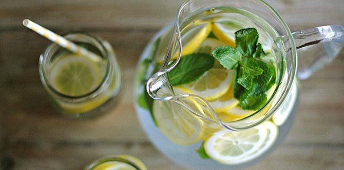 10 great detox drinks to help you jump-start your clean living!