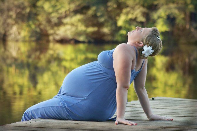 Natural remedies to soothe 4 common pregnancy problems