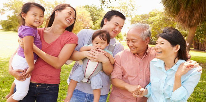 8 Ways to go on a fun vacation with the kids and grandparents