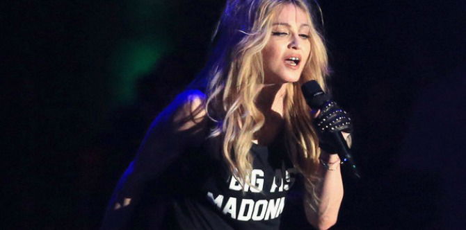 Madonna breaks down on stage after losing custody of her son