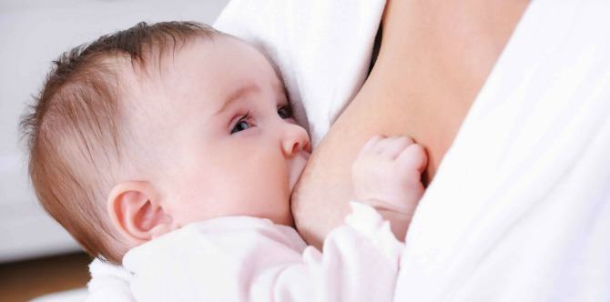 Mums working long hours give up breastfeeding sooner, says study