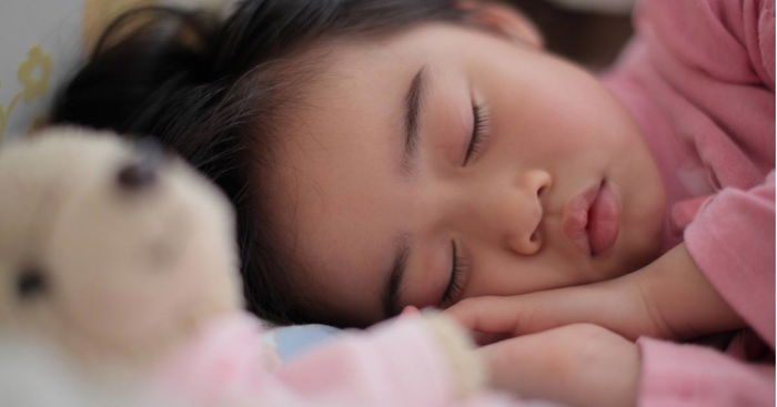 New Research Finds The Ideal Bedtime For Preteens And Teens
