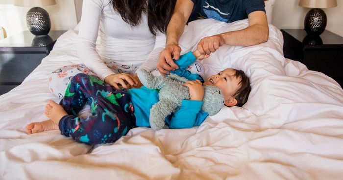 Learn Why This Mum Embraces This "Bad" Sleeping Habit