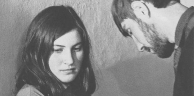 12 clueless things men often do that drive their woman insane