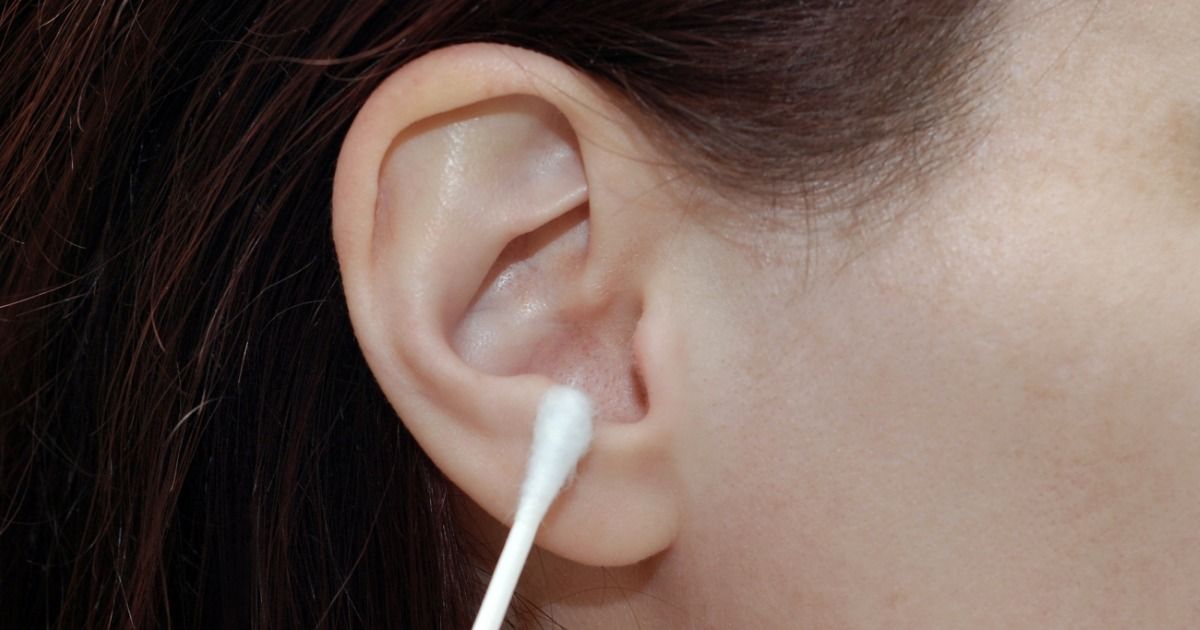 Mum’s Warning Never Use Cotton Swabs To Clean Children Ears