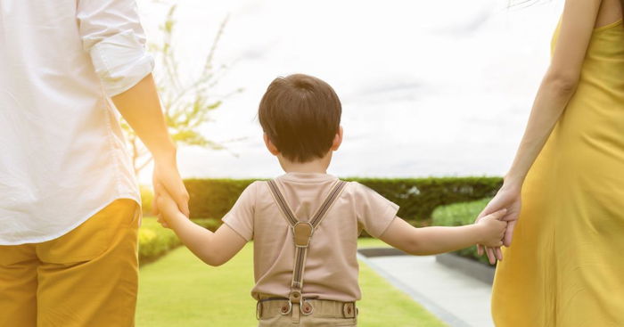 "Stop Parenting!": World Renowned Psychologist's Advice To Parents