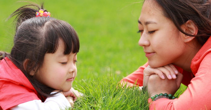 10 Things Parents Should Never Do in Front of Their Kids