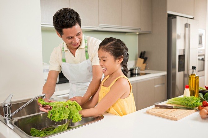 7 helpful tips for stay-at-home dads