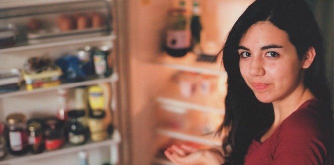 How can you safely thaw and refreeze food?