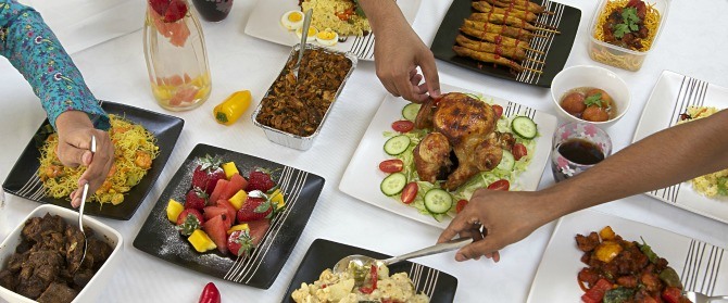 dinner-table-1