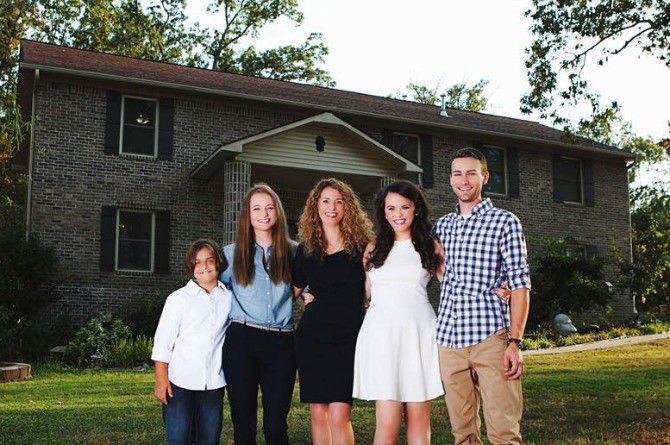 Building a house? Watch online videos like this single mum did!