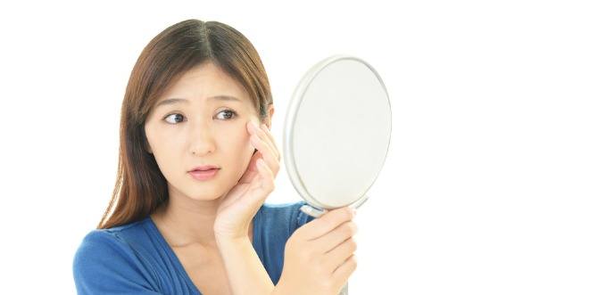 10 Awesome ways to treat age spots NATURALLY!