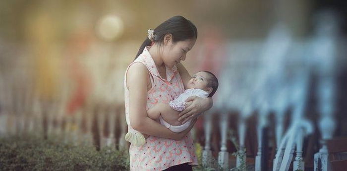 The Precious Gift Your Baby Leaves Behind in Your Body