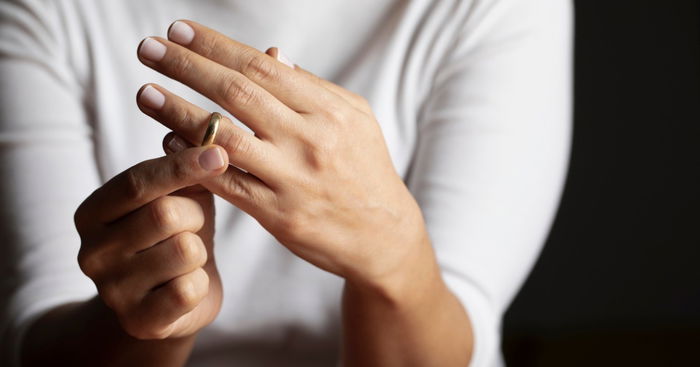 What Is The Difference Between Contested And Uncontested Divorce?