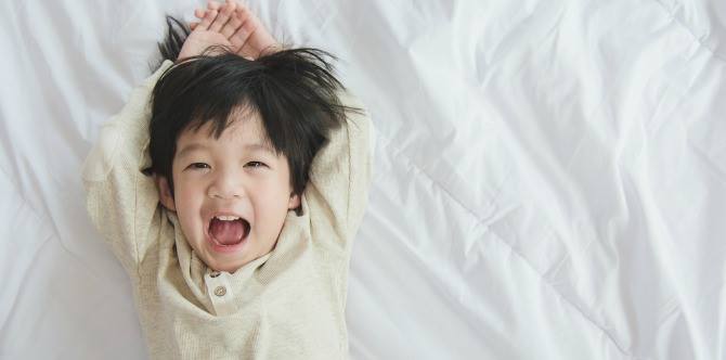 Children Adopt Bad Sleeping Habits From Parents. Here’s What You Can Do to Make Sure the Whole Family Gets Enough Sleep.