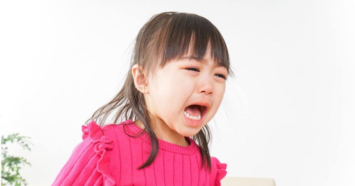 Stop Forcing Your Toddler to Say 'Sorry'; She Honestly Doesn't Care!