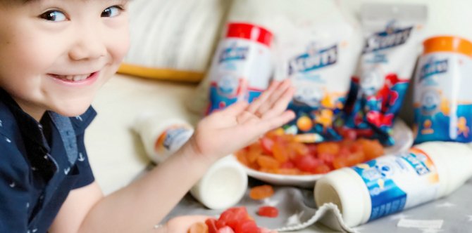 Top 3 Reasons Why I Choose To Give My Kids Scott's DHA Gummies