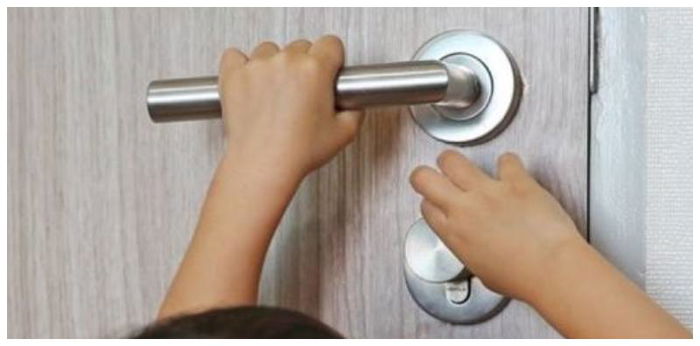 The Day My Baby Boy’s Finger Almost Got Cut Off by a Slamming Door