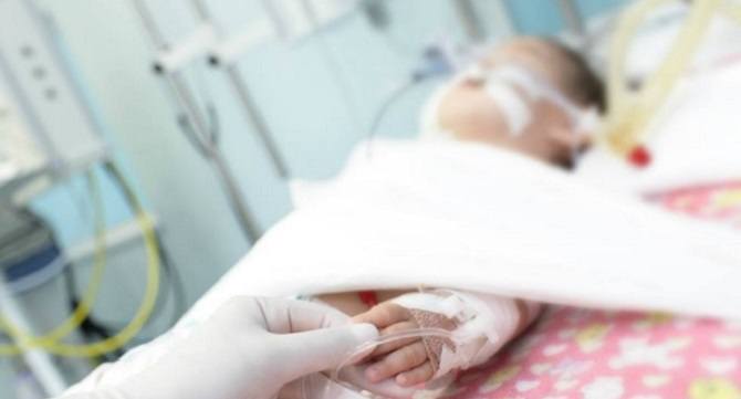 Abusive father in Singapore fractures baby daughter's skull