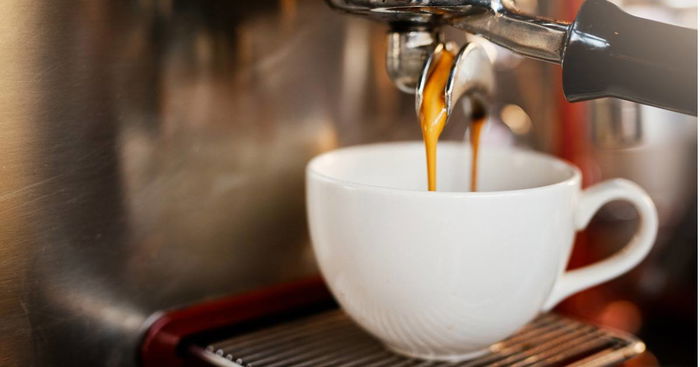 Breastfeeding and Coffee: is Caffeine Intake Safe for Nursing Mums?