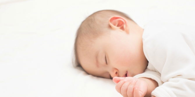 Newborn's Bright Yellow Vomit Indicates Serious Condition: Volvulus