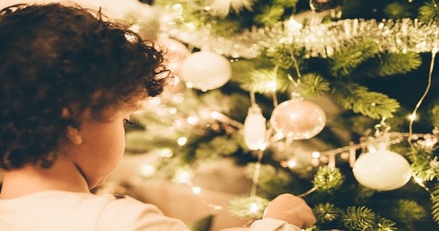 3 Family fun ways to get everyone in the Christmas spirit!