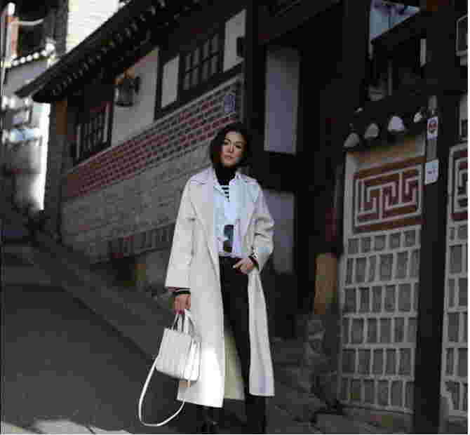 Yoyo Cao announces pregnancy on Instagram and its going to be a ...!