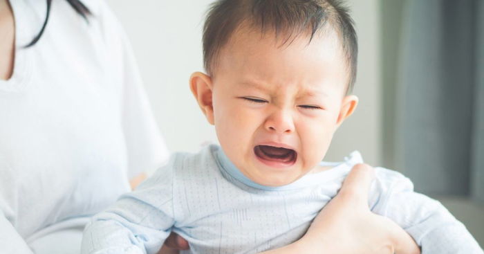 Why You Should Definitely Pick Up Your Baby When They Cry