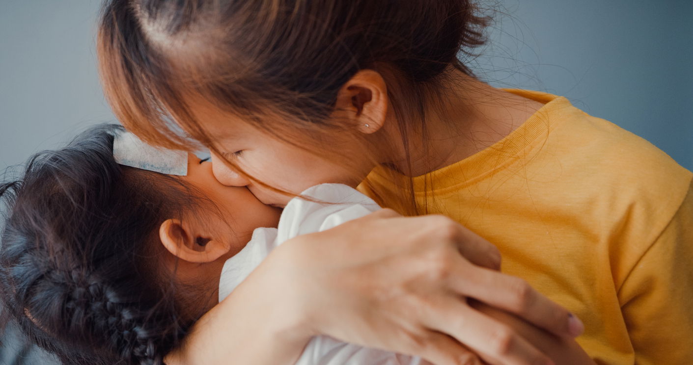 Baby Falls Down From Bed Mum Issues Warning for Other Parents