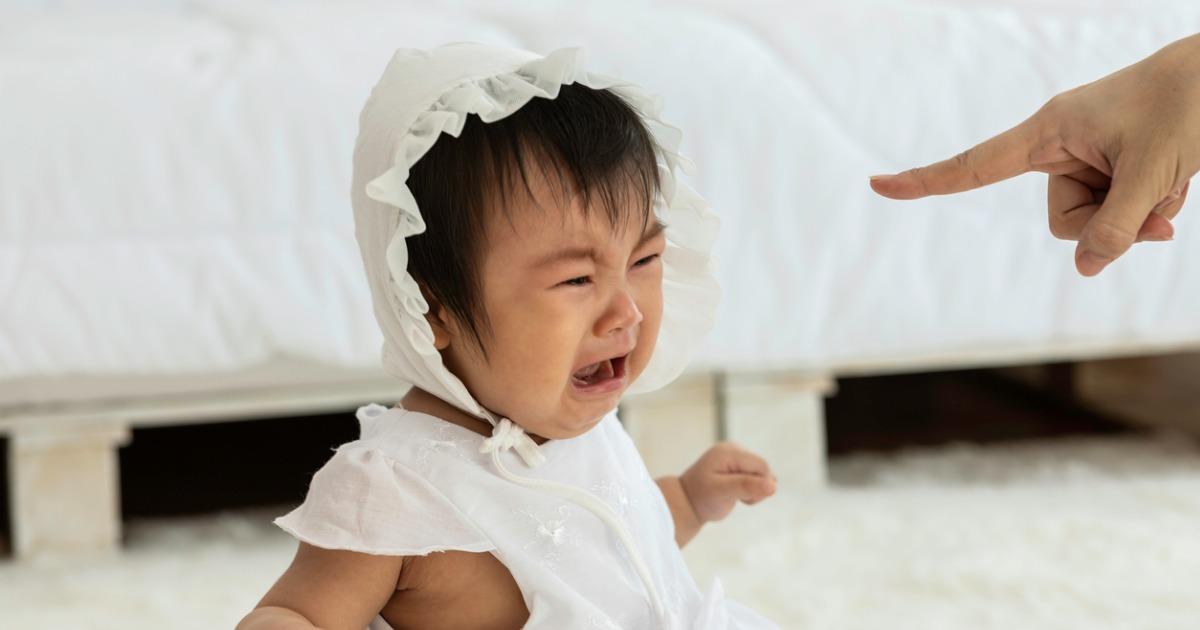 Parents Who Are Too Strict — 15 Warning Signs To Watch Out For