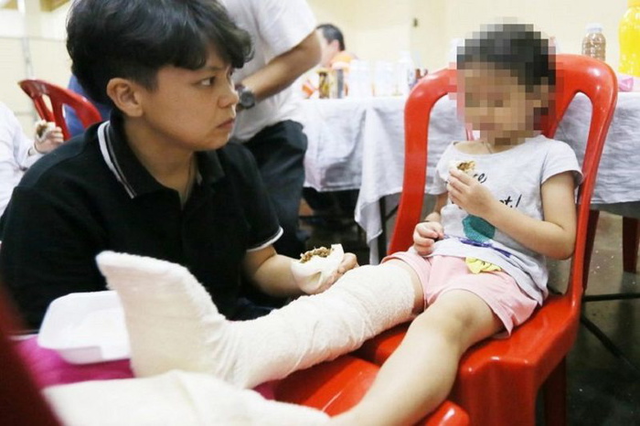 siblings orphaned in car crash