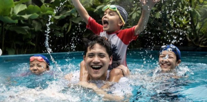 Joseph Schooling opens swim school for kids in Singapore
