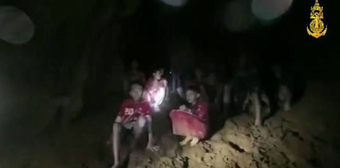 UPDATE: Rescue plans for Thai boys trapped in the cave