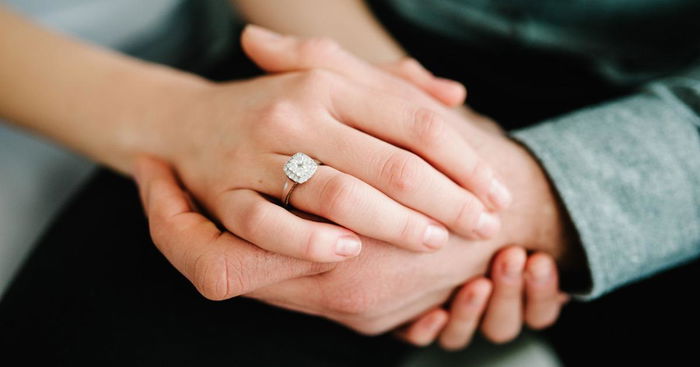 25 Marriage Advice Tips Every Couple Needs to Read Now