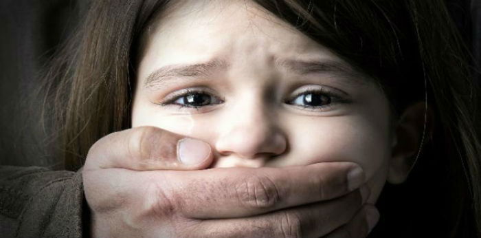 Girl kidnapped, later found begging on the street: Safety tips to prevent kidnapping