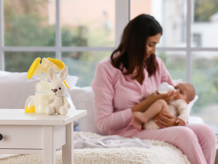 How to Switch Breast Milk to Formula