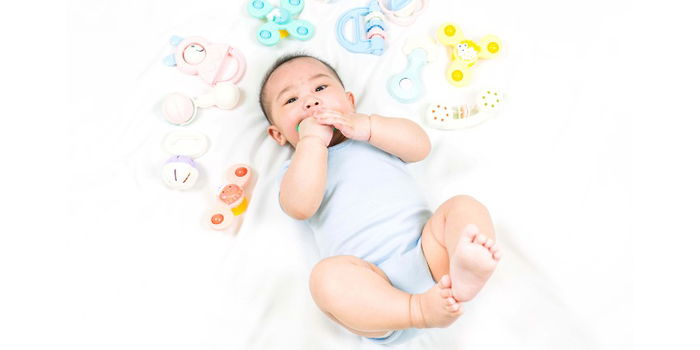 Does Teething Cause Fever in Babies? Here's What A Paediatrician Says About It