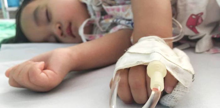 Mum of Cancer-stricken Child Pleads With Other Mums to Vaccinate Their Kids